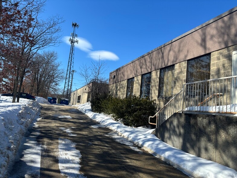 More Photos Of 112 Frank Mossberg Dr, Attleboro Office For Sale