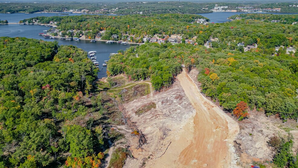More Photos Of 100 Man Cave, Sunrise Beach Self Storage For Sale