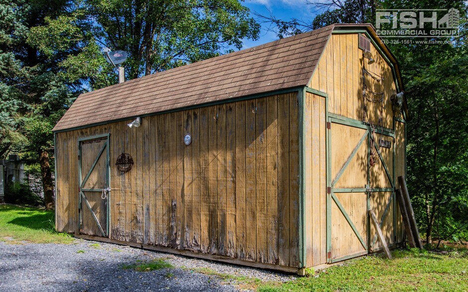 More Photos Of 25 Main St, Cross Fork Storefront For Sale