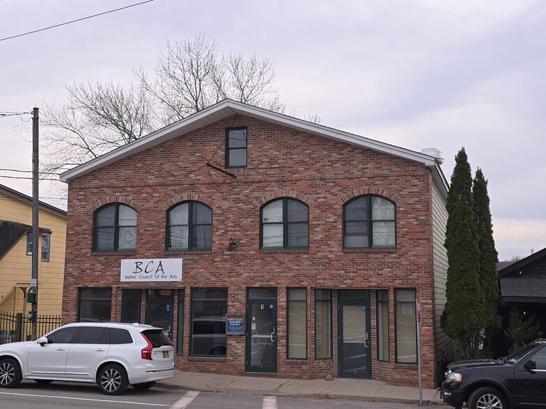 More Photos Of 1 Horseshoe Lake Rd, Kauneonga Lake Restaurant For Sale