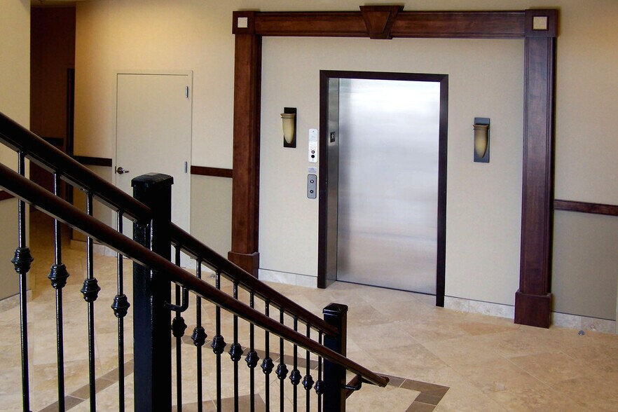 More Photos Of 200 Silver St, Agawam Medical For Lease