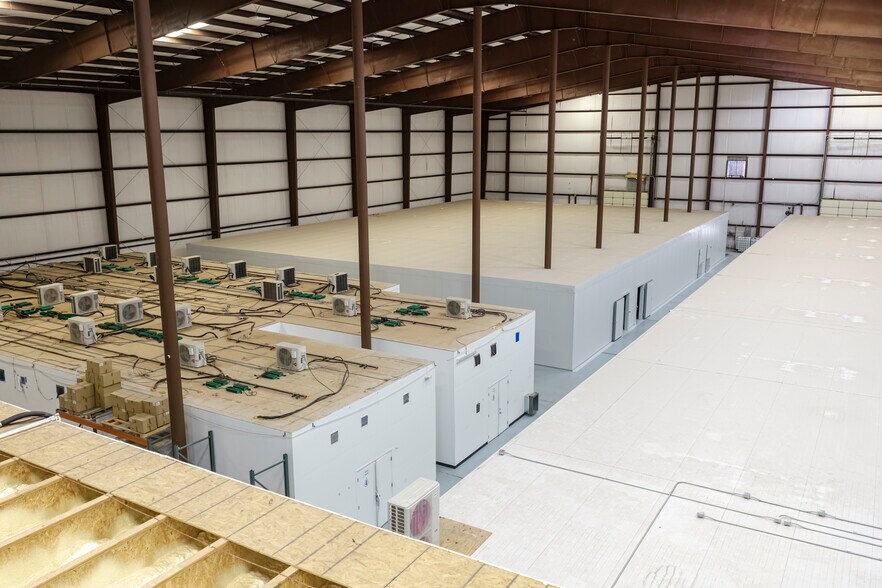 More Photos Of 1581 Boyles Way, Camp Verde Manufacturing For Sale