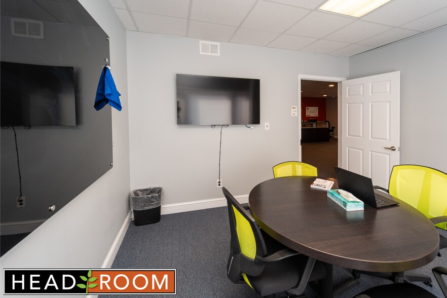 More Photos Of 24 Veterans Sq, Media Coworking Space