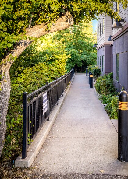 More Photos Of 900 E Main St, Grass Valley Medical For Sale