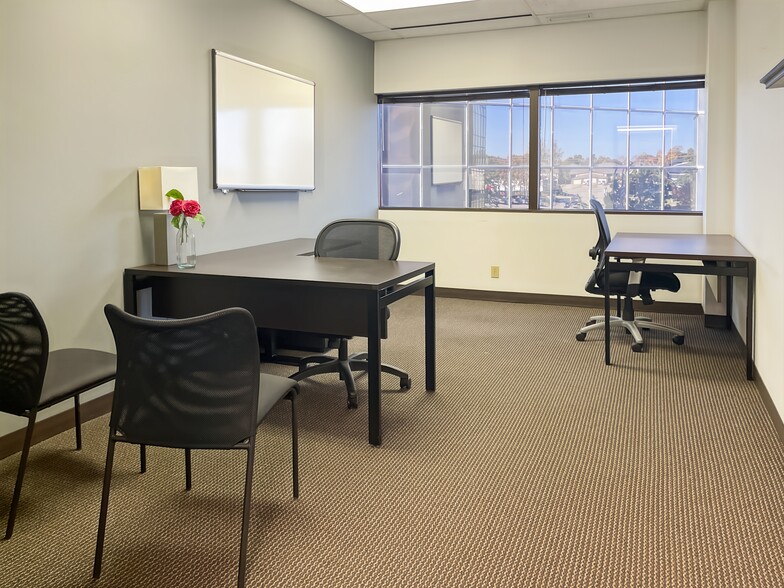 More Photos Of 7136 S Yale Ave, Tulsa Coworking Space