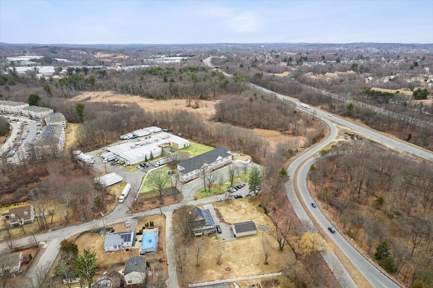 More Photos Of 443 W Lowell Ave, Haverhill Office For Sale