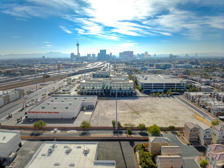 More Photos Of 300 S Martin Luther King Blvd, Las Vegas Freestanding For Sale