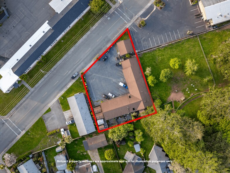 More Photos Of 542 Pacific Ave, Brookings Multifamily For Sale
