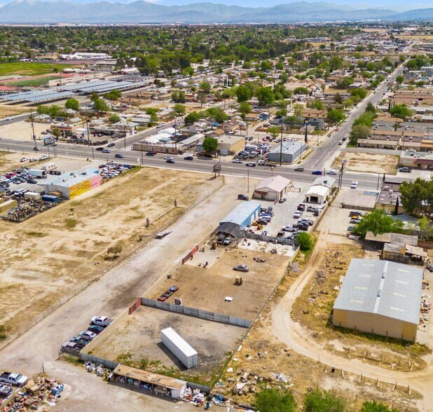 More Photos Of 307 W Avenue I, Lancaster Service For Sale