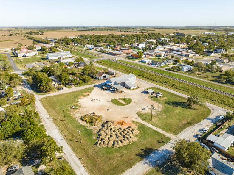More Photos Of 200 S Wall St, Itasca Warehouse For Sale