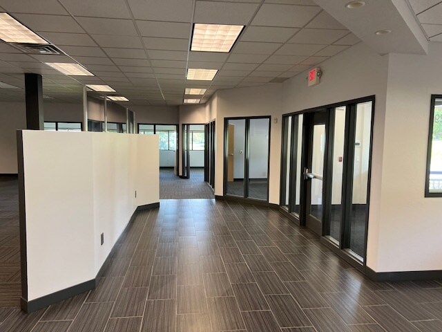 More Photos Of 2985 S Ridge Rd, Green Bay Medical For Lease