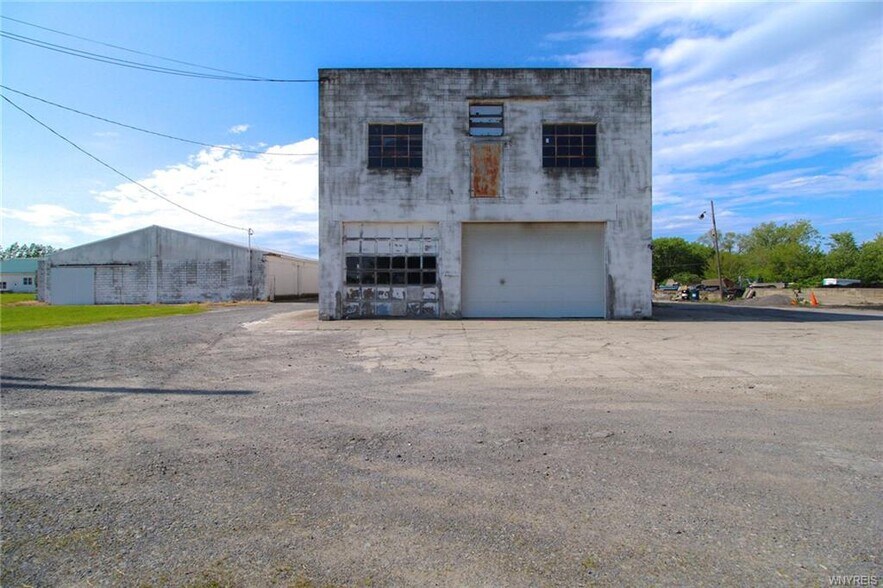 More Photos Of 2231 Youngstown Wilson rd, Ransomville Flex For Sale