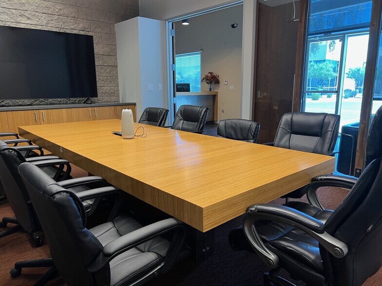 More Photos Of 4320 E Presidio St, Mesa Medical For Lease