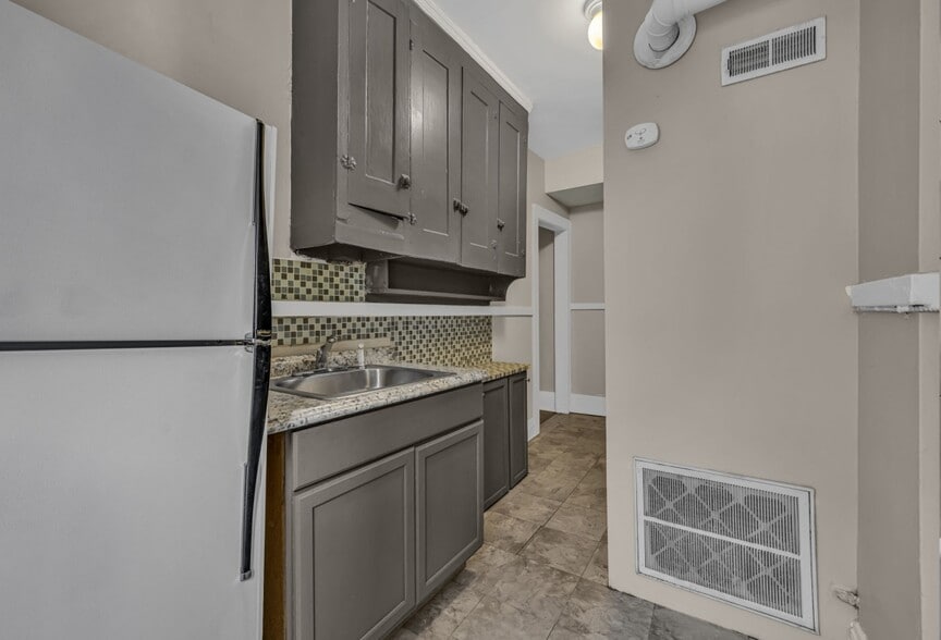 More Photos Of 3438 Bosworth Rd, Cleveland Apartments For Sale