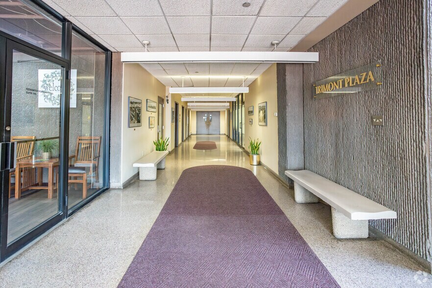 More Photos Of 1301 Grandview Ave, Pittsburgh Office For Lease