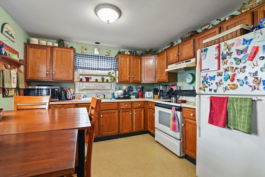 More Photos Of 141 Bellemonte Ave, Hawley Apartments For Sale
