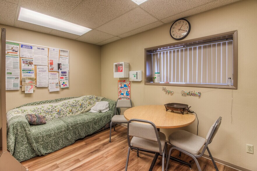 More Photos Of 2201 E Edison Rd, Sunnyside Office For Sale