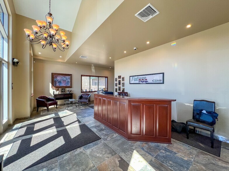 More Photos Of 1737 N Main Ext St, Butler Light Distribution For Sale