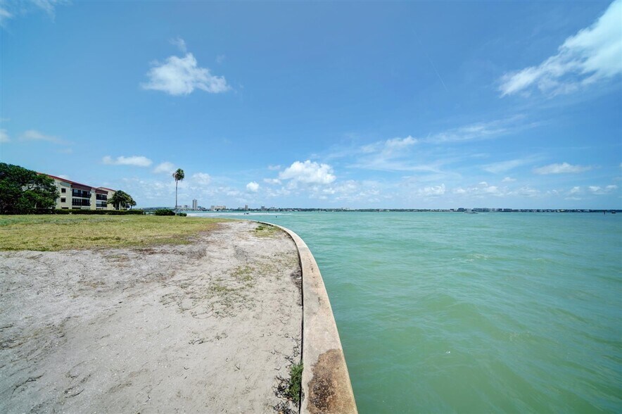 More Photos Of 805 S Gulfview Blvd, Clearwater Beach Land For Sale