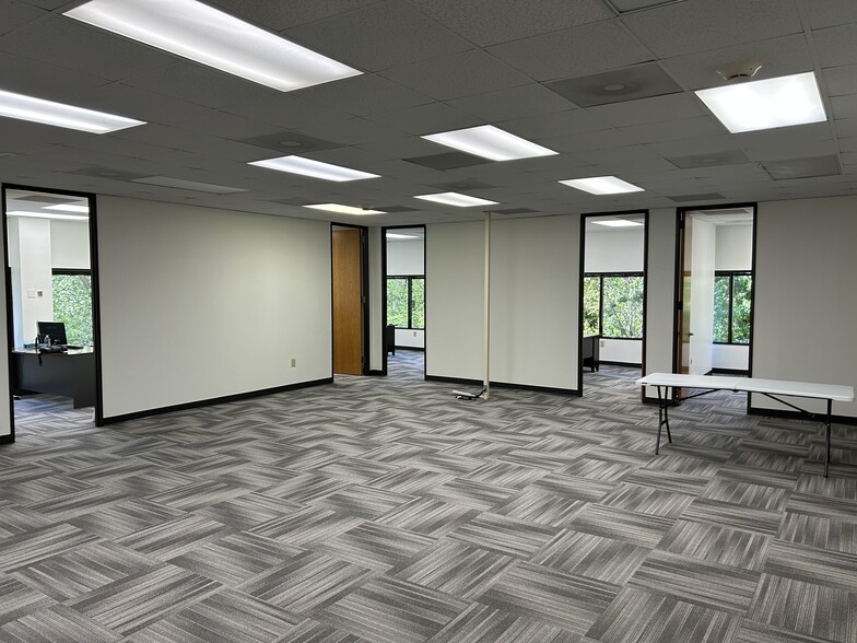 More Photos Of 3109 Poplarwood Ct, Raleigh Office For Lease