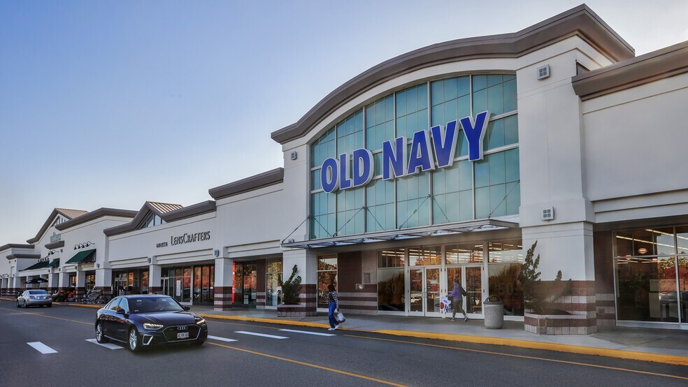 More Photos Of 245-267 Hartford Ave, Bellingham Unknown For Lease