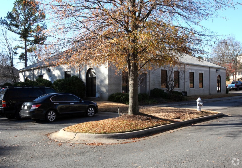 More Photos Of 11815 Hinson Rd, Little Rock Office For Lease