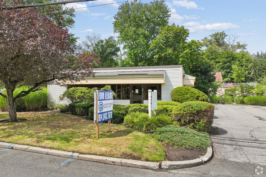 More Photos Of 474 Lexington Ave, Mount Kisco Storefront Retail Office For Lease