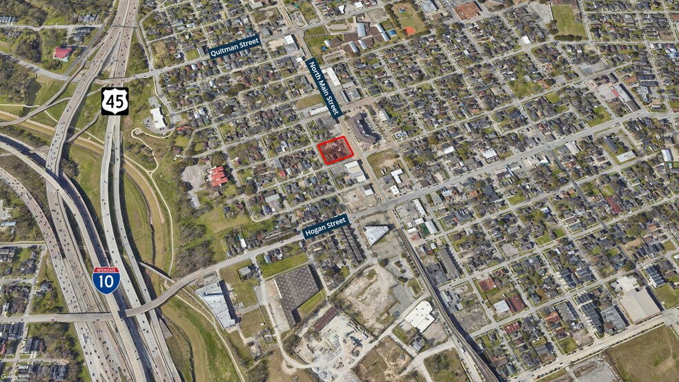 More Photos Of 2009 N Main St, Houston Land For Sale