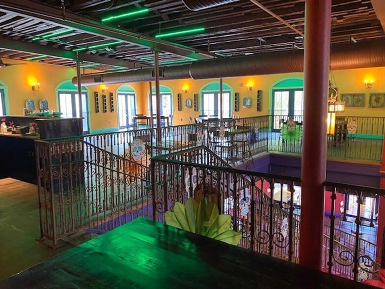 More Photos Of 325 State St, Schenectady Restaurant For Sale