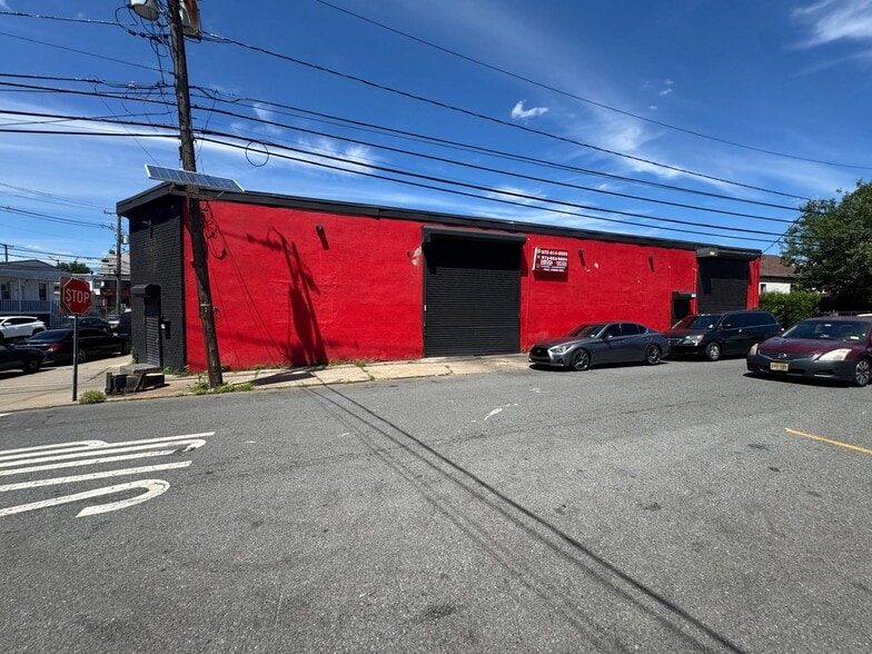 Primary Photo Of 277 E 16th St, Paterson Warehouse For Lease