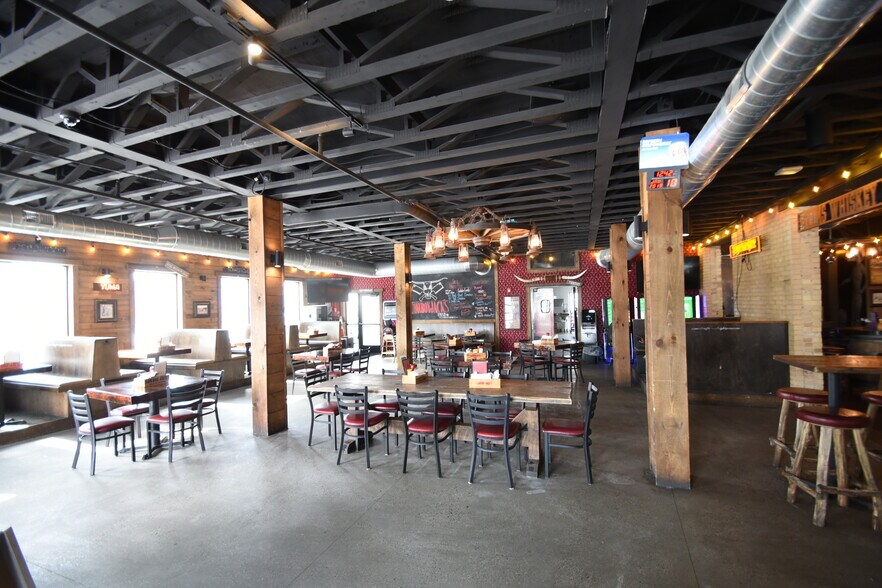 More Photos Of 506 Broadway, Fargo Restaurant For Lease