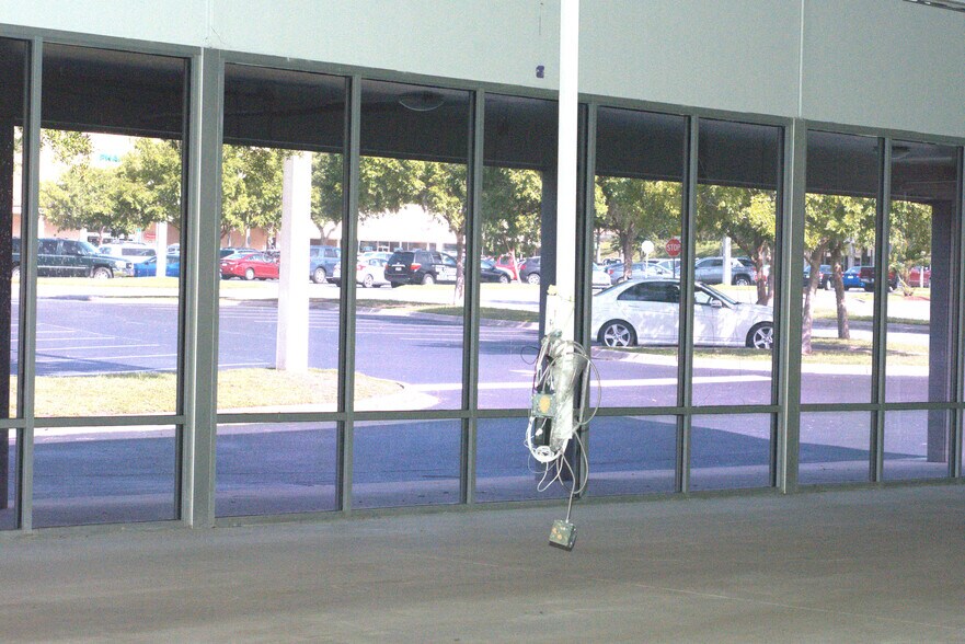 More Photos Of 1700 N Monroe St, Tallahassee Unknown For Lease