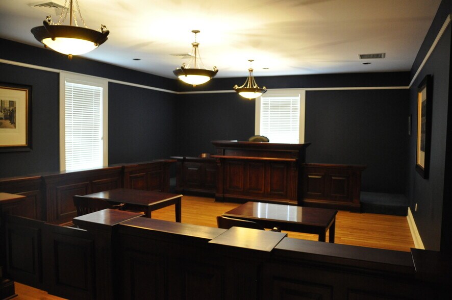 More Photos Of 395 S Central Ave, Bartow Office For Sale