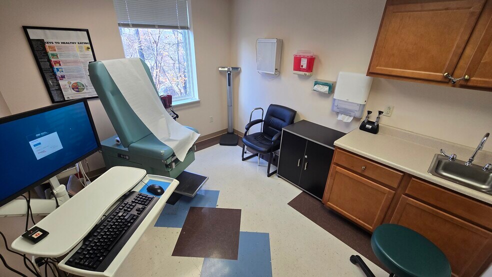 More Photos Of 161 E Main St, Port Jervis Medical For Sale