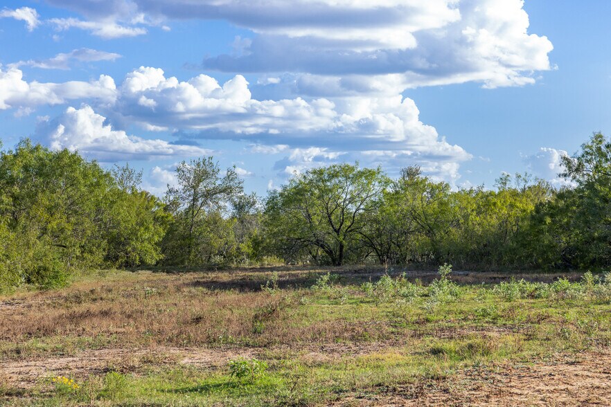 More Photos Of 399 Seals Creek Rd, Lockhart Land For Sale