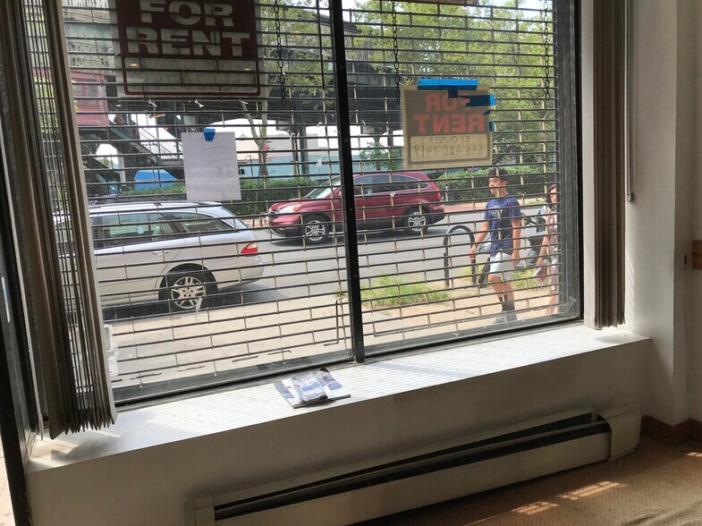 More Photos Of 5119 43rd Ave, Woodside Storefront Retail Residential For Lease