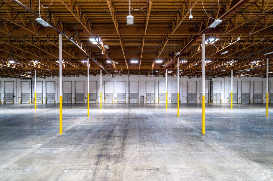 More Photos Of 4225 Hacienda Dr, Pleasanton Warehouse For Lease