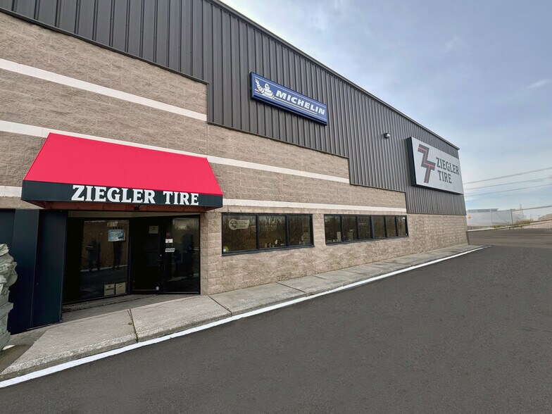 More Photos Of 1195-1199 Milepost Dr, Columbus Warehouse For Lease