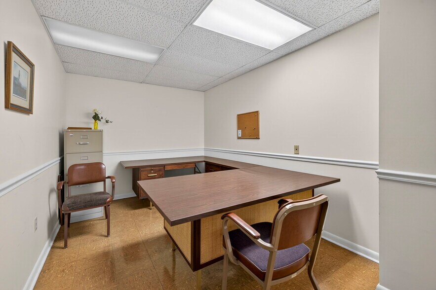 More Photos Of 314 N Braddock St, Winchester Office For Sale