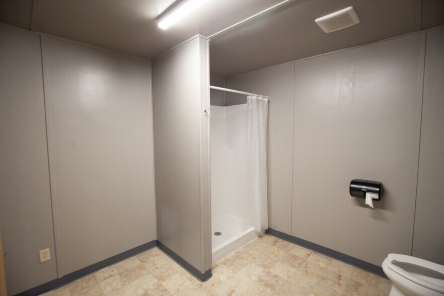 More Photos Of 9257 Bonner Mill Rd, Missoula Warehouse For Lease