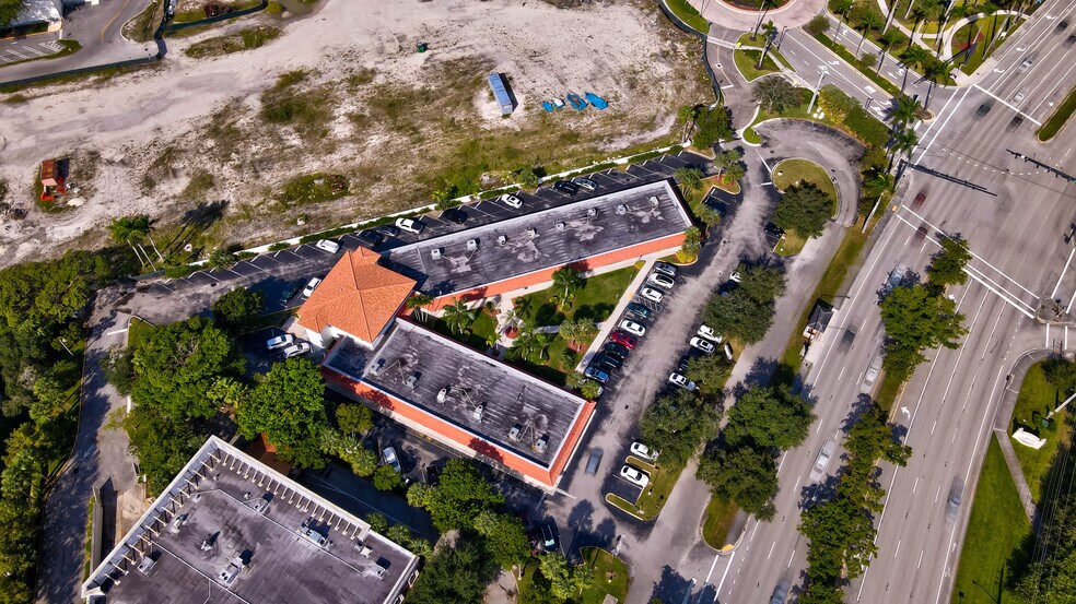 More Photos Of 201 N University Dr, Plantation Medical For Sale