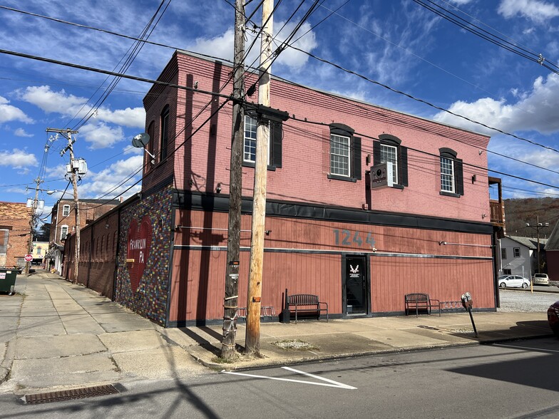 Primary Photo Of 1244 Buffalo St, Franklin Bowling Alley For Sale