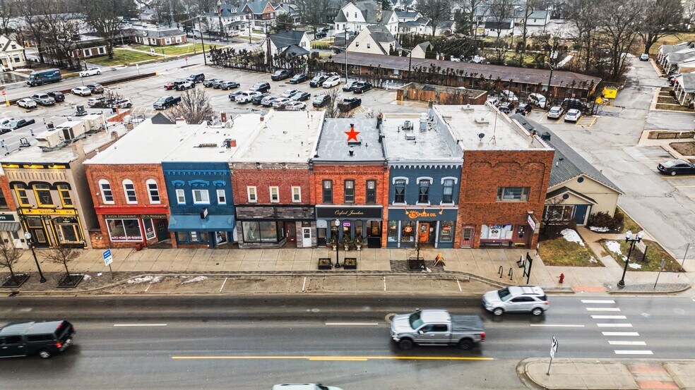 More Photos Of 31 N Washington St, Oxford Storefront Retail Residential For Sale