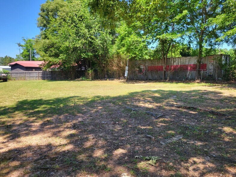 More Photos Of 8582 US Highway 29 N, Cusseta General Retail For Sale