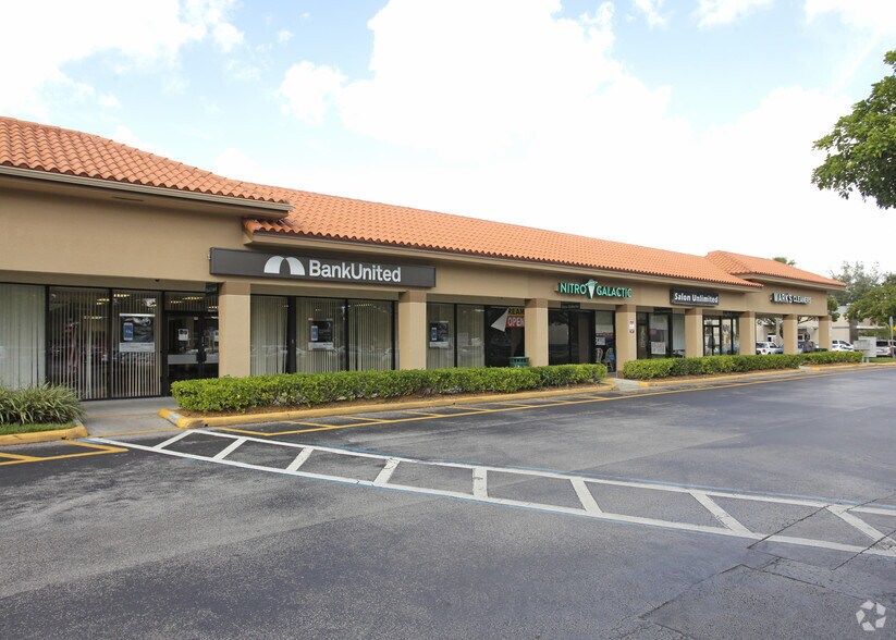 More Photos Of 100-352 S Flamingo Rd, Pembroke Pines General Retail For Lease