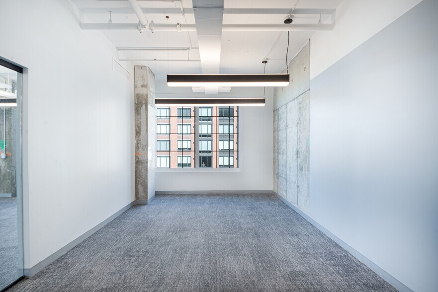 More Photos Of 1000 Maxwell Ln, Hoboken Office Residential For Lease