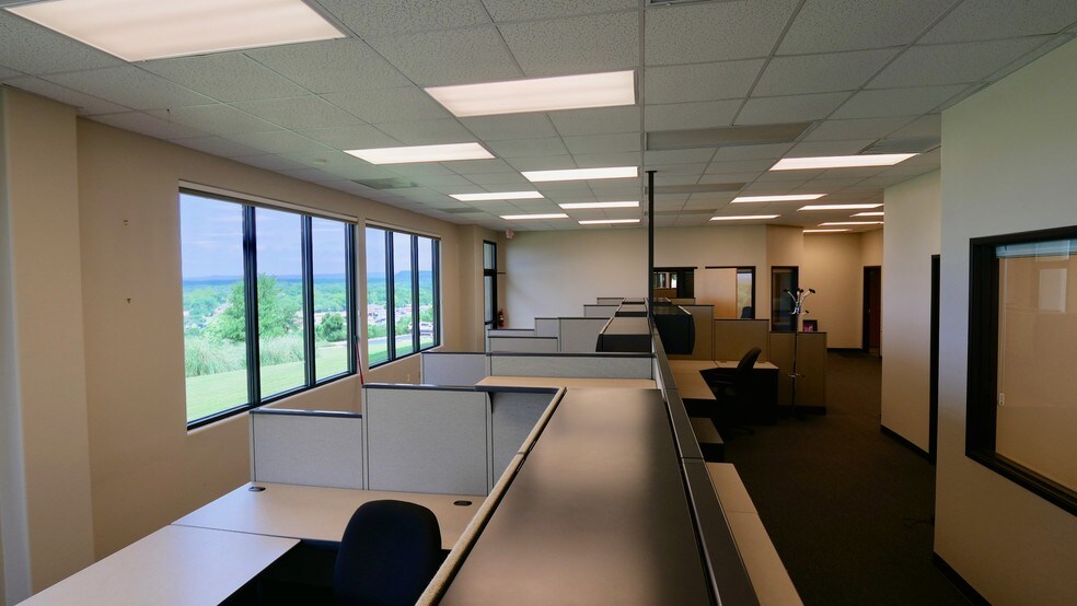 More Photos Of 1002 Marble Heights Dr, Marble Falls Medical For Lease