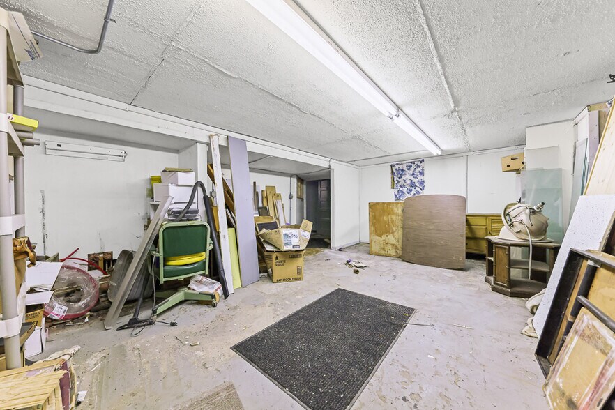 More Photos Of 361 E Main St, Alliance Storefront Retail Office For Sale