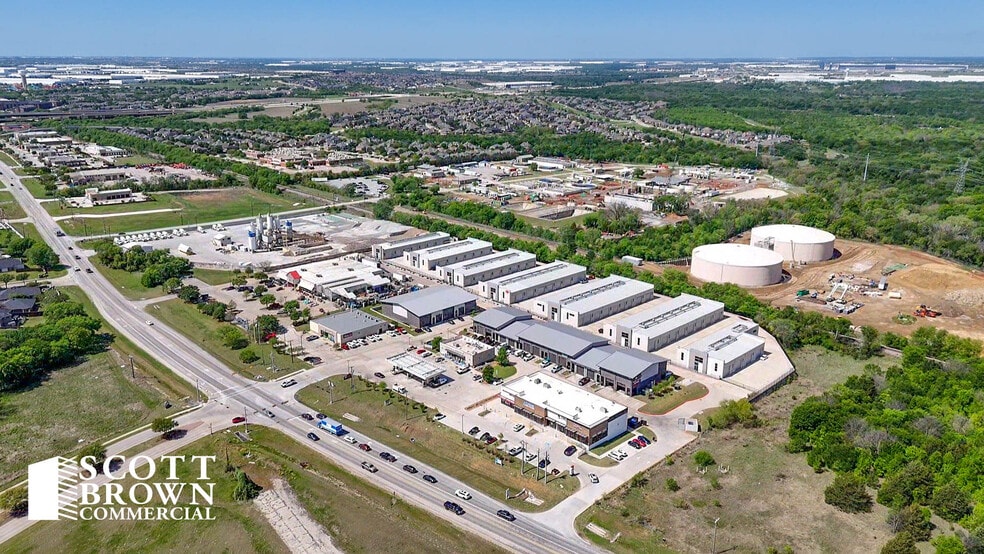 More Photos Of 1725 N Hwy 377, Roanoke Warehouse For Sale