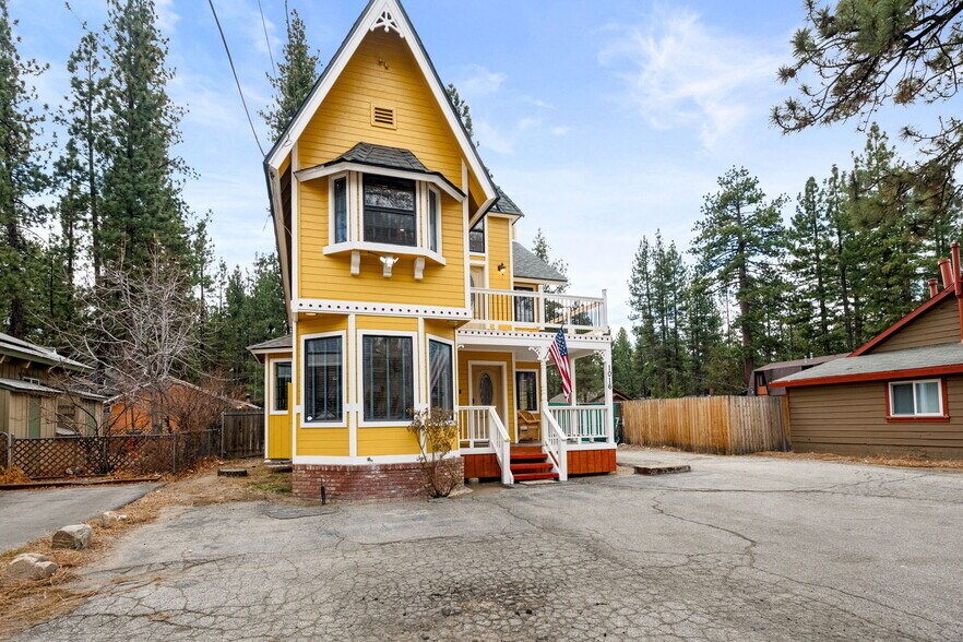 More Photos Of 1016 W Big Bear Blvd, Big Bear City Office Residential For Sale